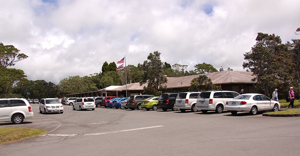 Kīlauea Visitor Center Parking Congestion