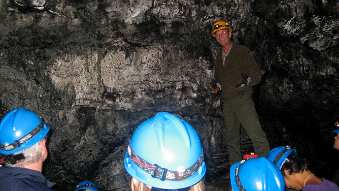 Ranger Jay Leads a Pua Po‘o Tour Ranger Jay Leads a Pua Po‘o Tour