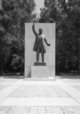 HALS photo of Roosevelt Statue