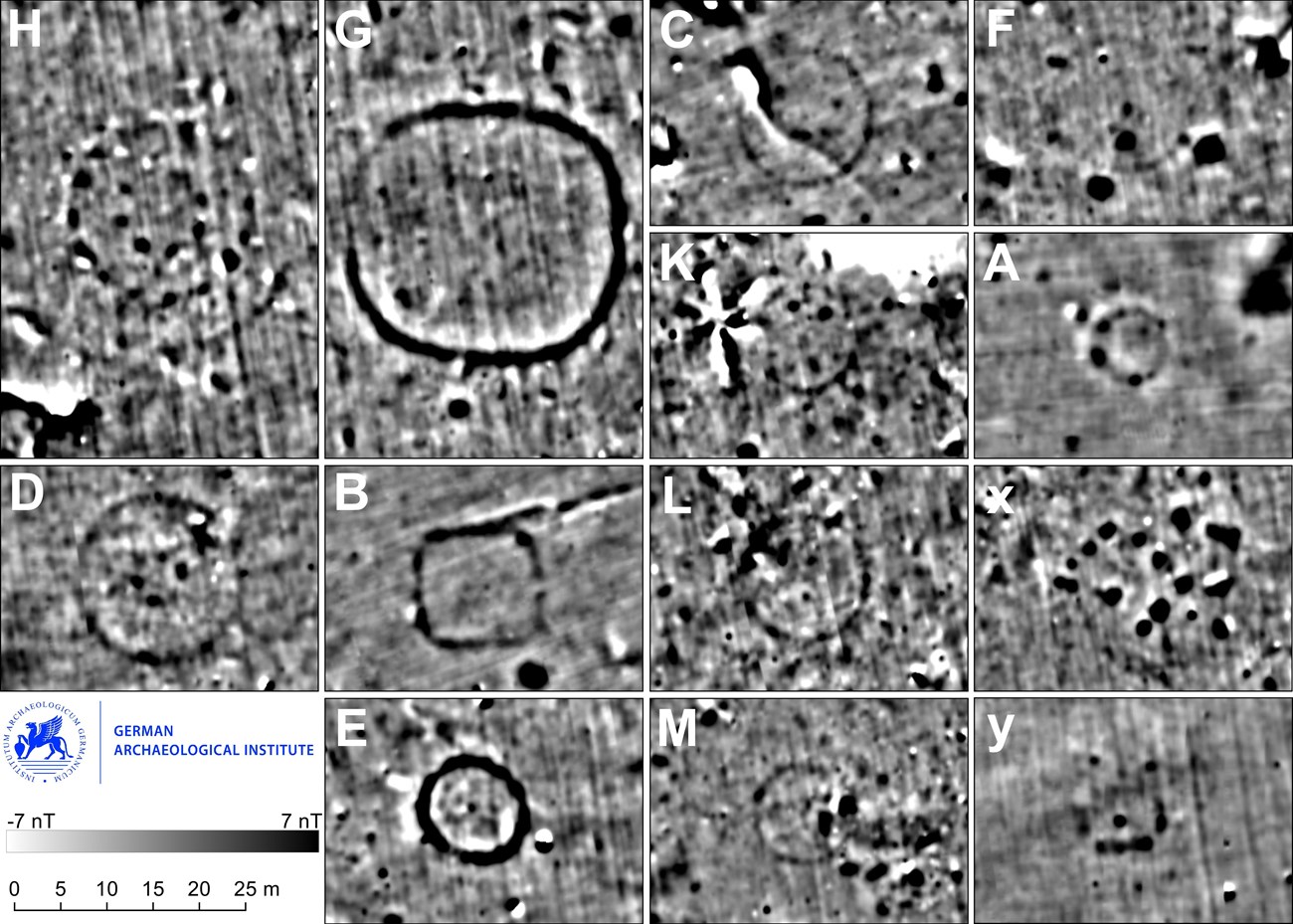 Seip Earthworks black and white computer data containing shapes.