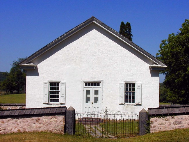 Bethesda Church established by Thomas Lloyd III in 1782.