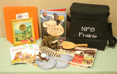 Book your traveling trunk now!