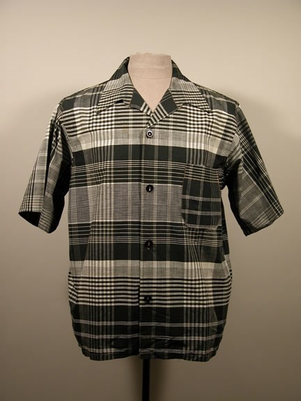 Sport shirt, Vera's. HSTR 17401. Sport shirt, Vera's. HSTR 17401.