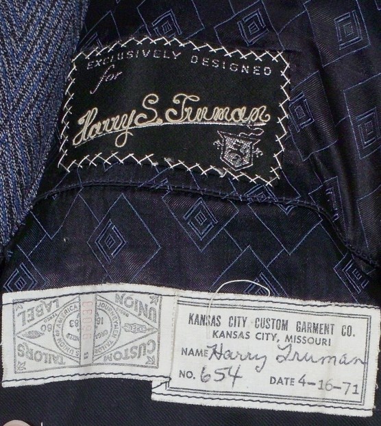Suit label, HSTR 20501