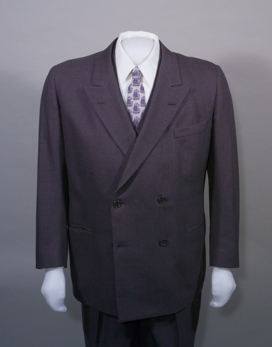 Gray sharkskin suit, HSTR 3857