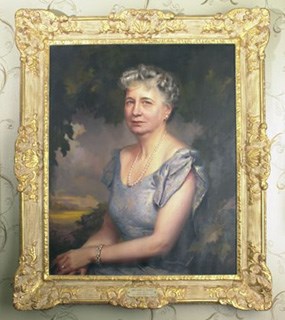 Bess Truman's First Lady portrait.
