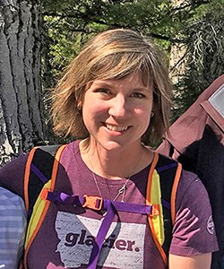 awbielNew Woman wearing shirt saying "Glacier"
