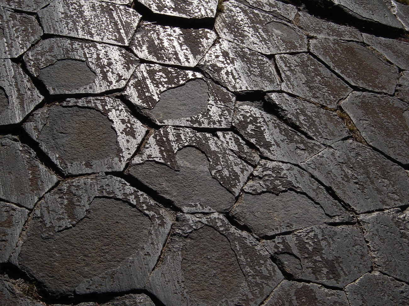 Glacial Striae, Devil's Postpile National Monument Striations on columnar basalt in Devil's Postpile National Monument (CA)