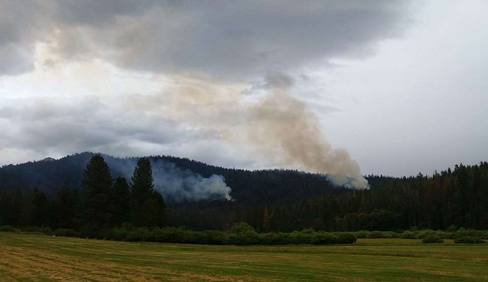 Smoke from Soupbowl prescribed fire in Wawona June 2017