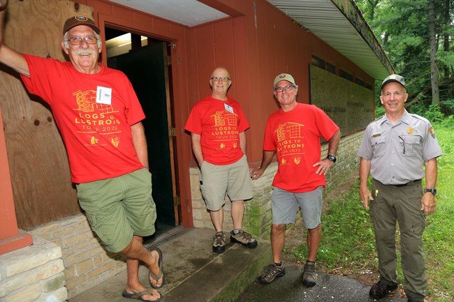 Volunteers at Log to Lustons Tour