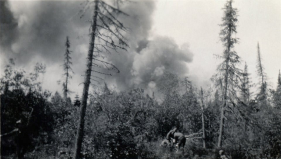 smoky, black, 1936 fire burning through green timber