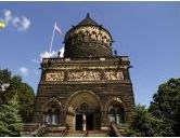 Garfield Masoleum
