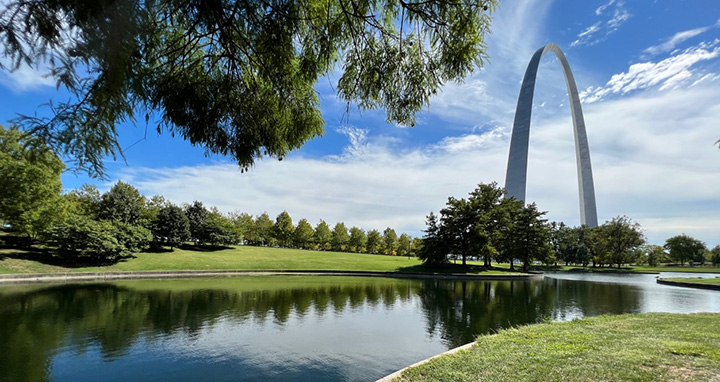 Gateway Arch and park grounds Gateway Arch and grounds