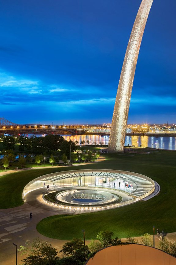 North leg of the Arch and the west entrance at night time