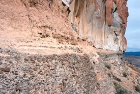 Image of the Rattlesnake ashflow tuff.