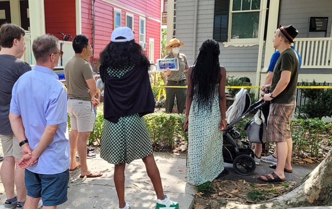 Park Ranger gives tour to group