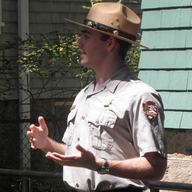 backyard_talk_steve_big crop backyard_talk_steve_big crop