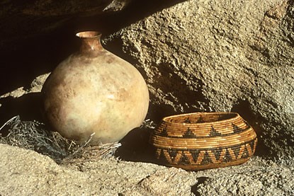 Olla and basket Olla and basket