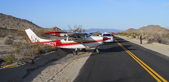 Cessna 182 on Pinto Basin Road