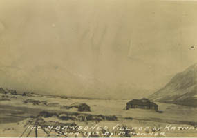 The village of Katmai a year after its abandonment.