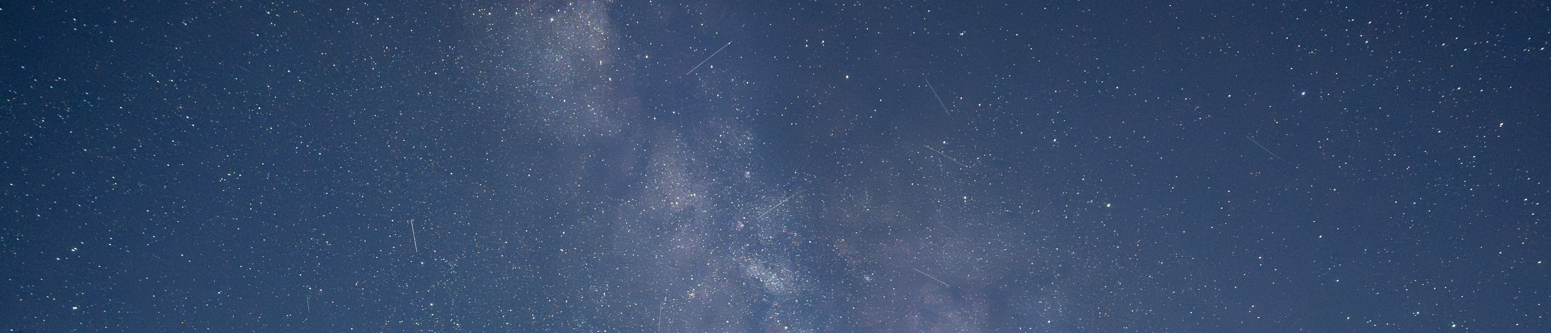 Stars over the monument at Lunksoos picnic area.