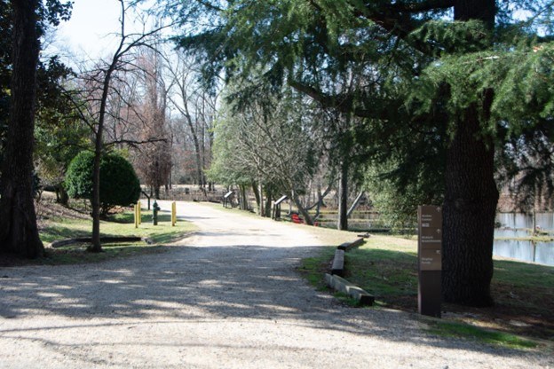 ponds trails picture