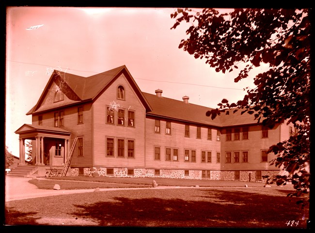 A historic photo of a three-story hospital building.
