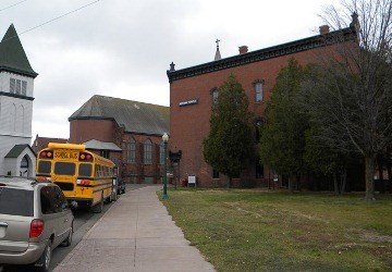 bus at visitor center