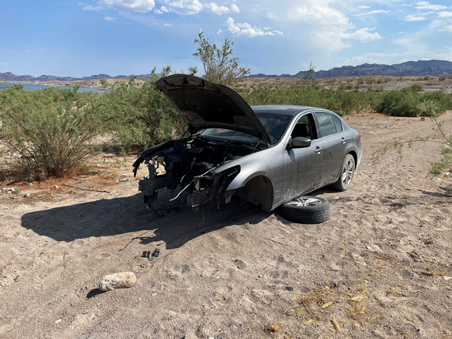 Photo of an abandoned car