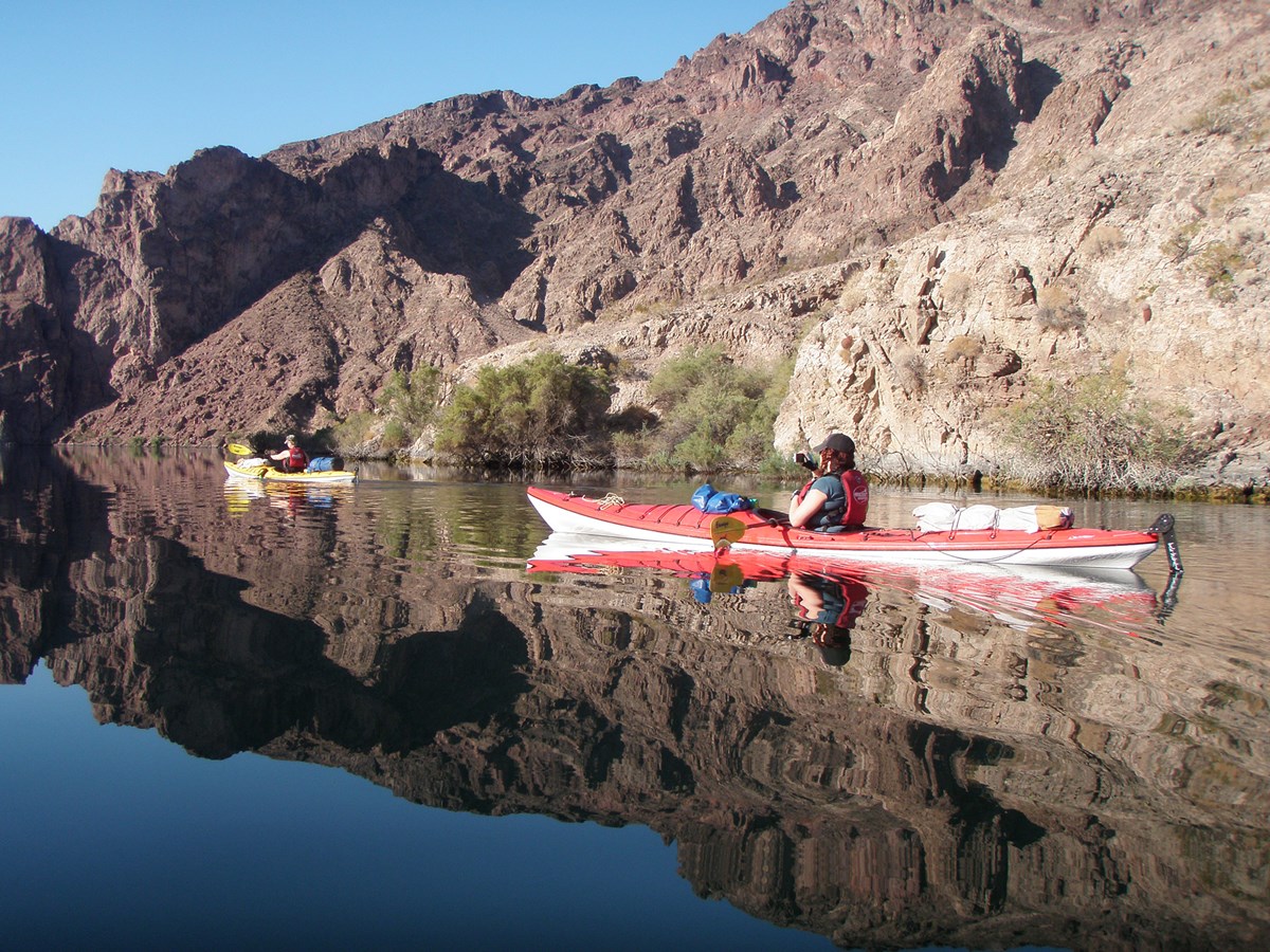 Kayakers paddling down Black Canyon Water Trail Kayakers paddling down Black Canyon Water Trail