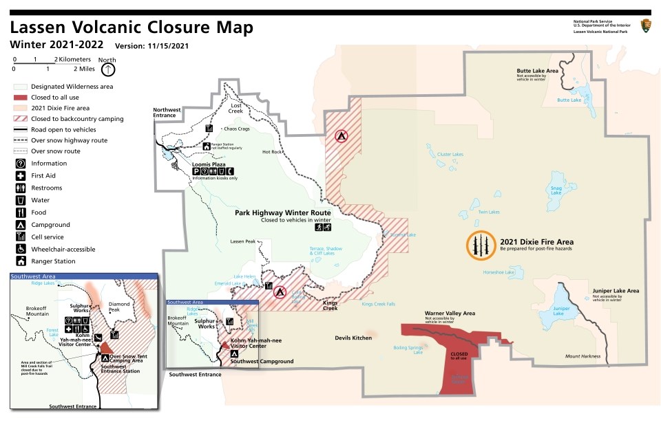 lt= A map footprint of a wildfire highlighted in orange and encompassing 68% of the eastern portion of the park.