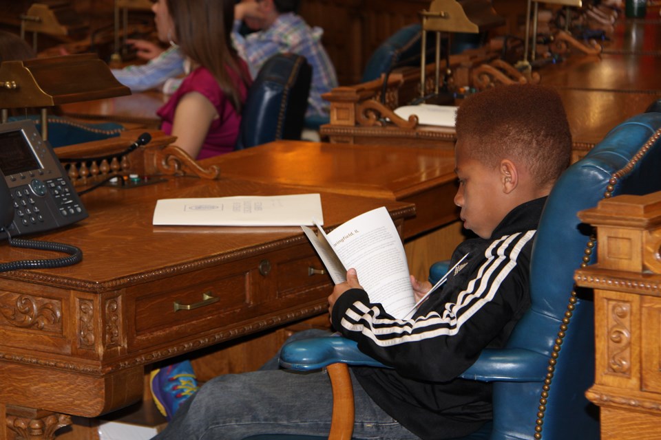 Journey-Home-student-reading-about-Lincolns-funeral-journey