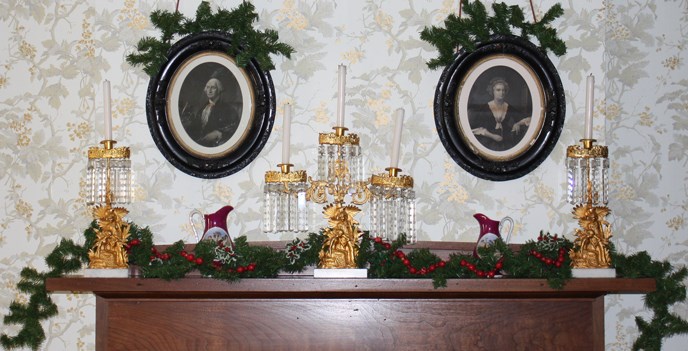 Lincoln Home Formal Parlor Mantel Decorations Detail Lincoln Home Formal Parlor Mantel Decorations Detail