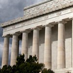 Columns on the exterior of the Lincoln Memorial