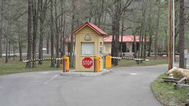 Canyon Mouth Picnic Area Fee Booth