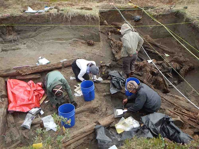 DSCN3037_web An archaeological dig in progress.