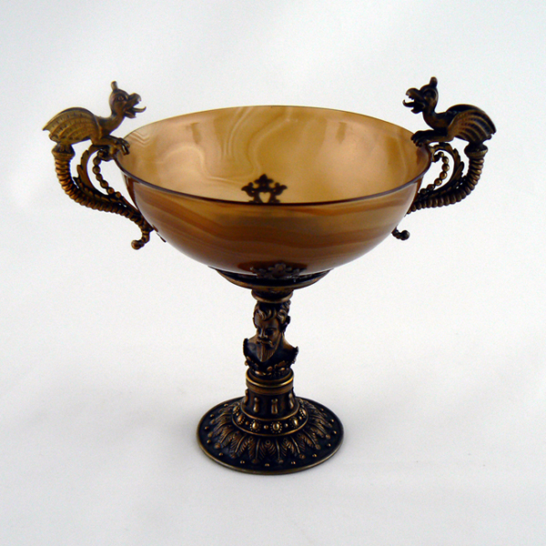 An agate tazza given to Henry Wadsworth Longfellow by his wife's brother in law, Robert Mackintosh.