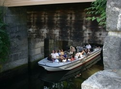Canal Boat traveling underneath the Great Gate
