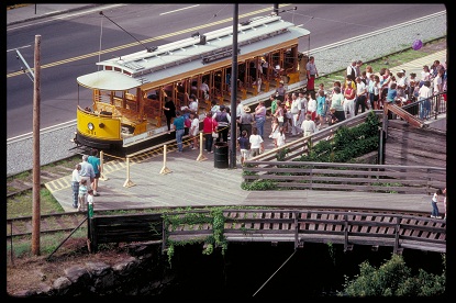 1601 Trolley at Mack Plaza - Higgins
