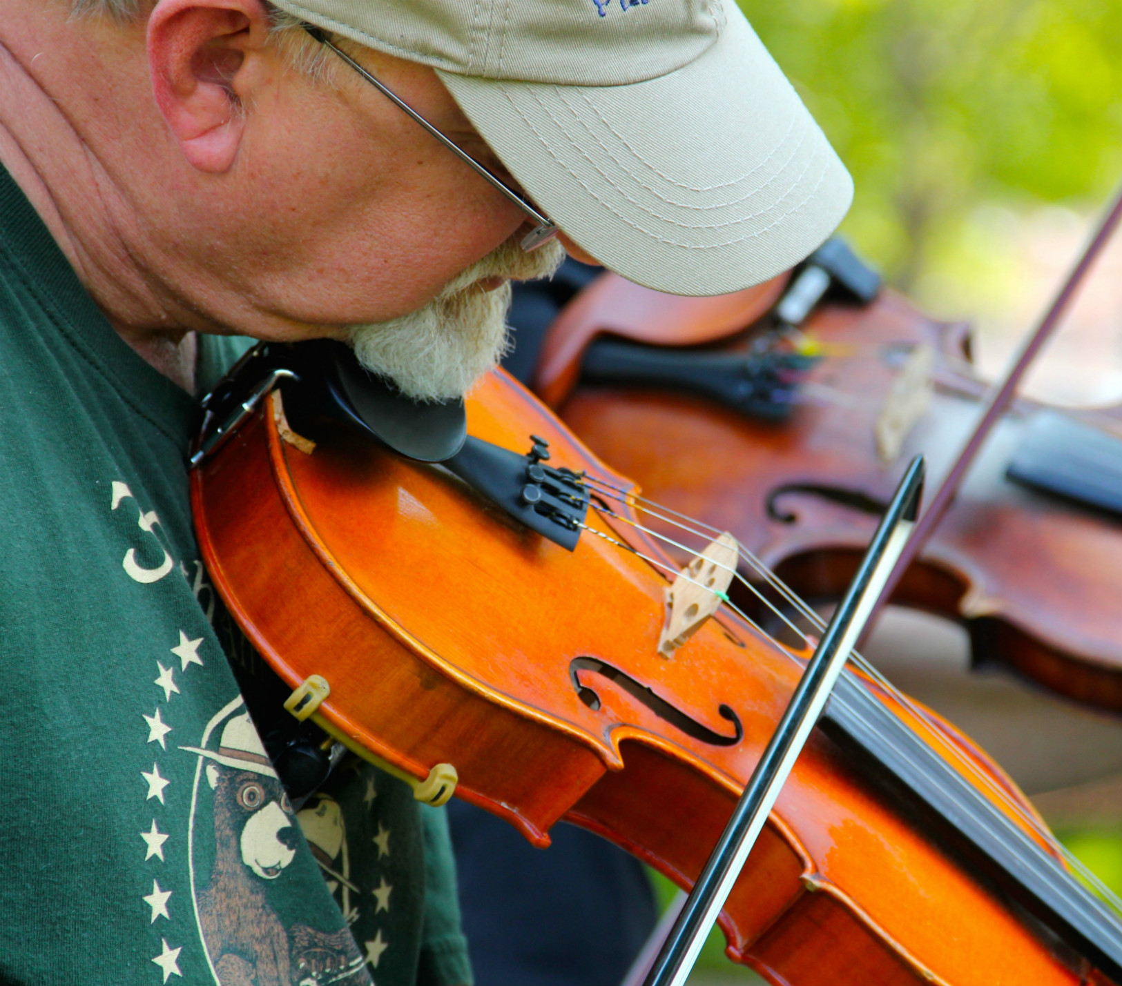 Banjo and Fiddle contestant