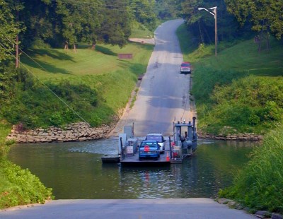 Green River Ferry in operation