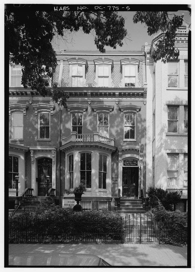 Front facade of Council House, 1980s
