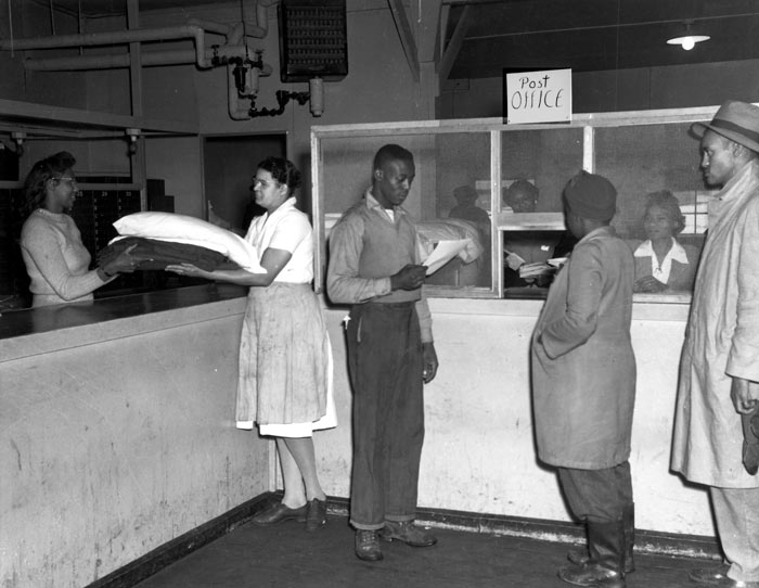 African-Americans at post office, 1940s