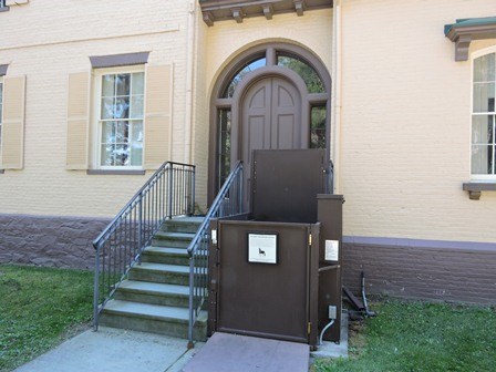 Wheelchair lift Wheelchair lift