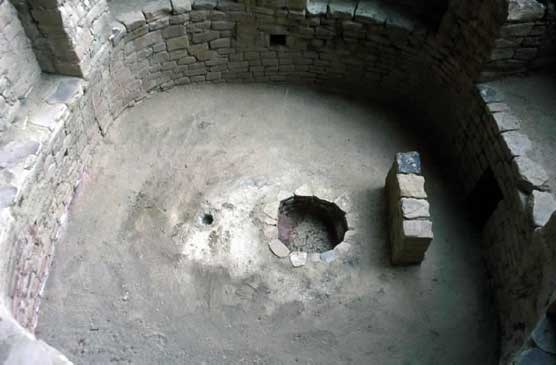 Roofless kiva