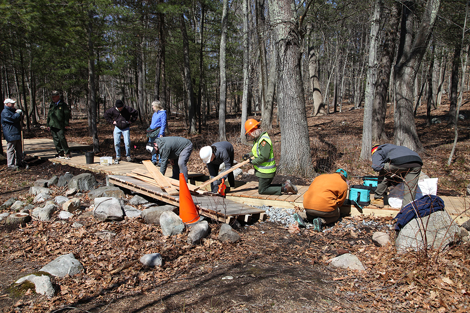 Park Day volunteers at work