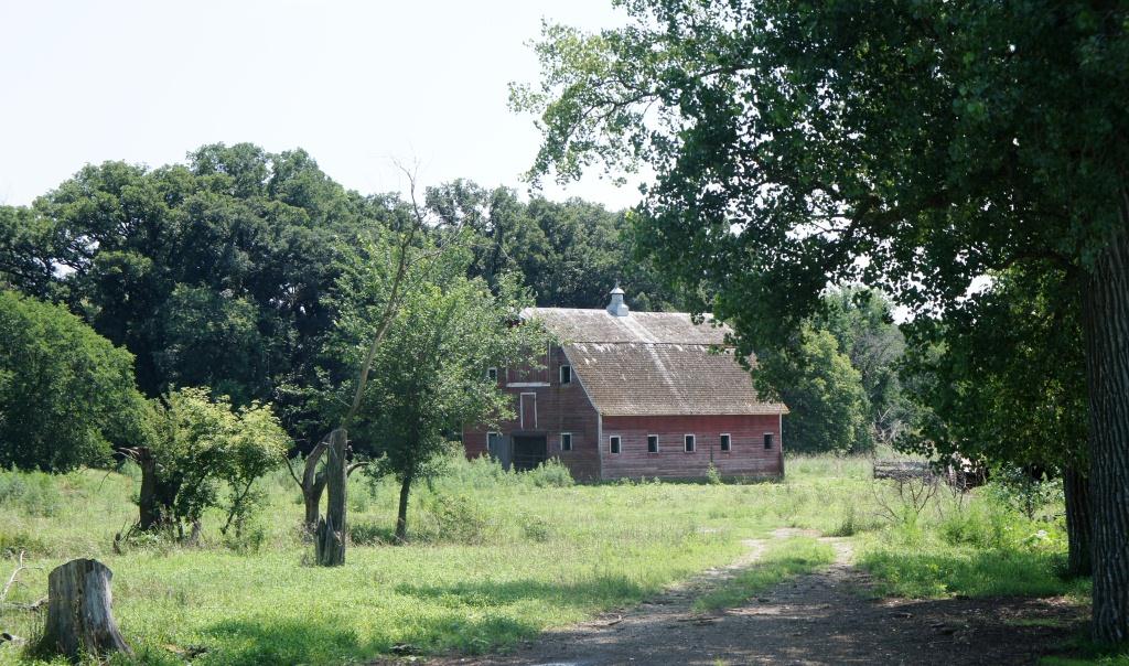 An old barn just off Bon Homme County Road 20