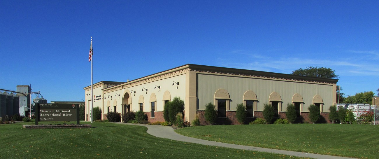 Headquarters to the Missouri National Recreational River.