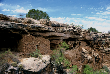 Montezuma Well httpswwwnpsgovmocaplanyourvisitimagesclif