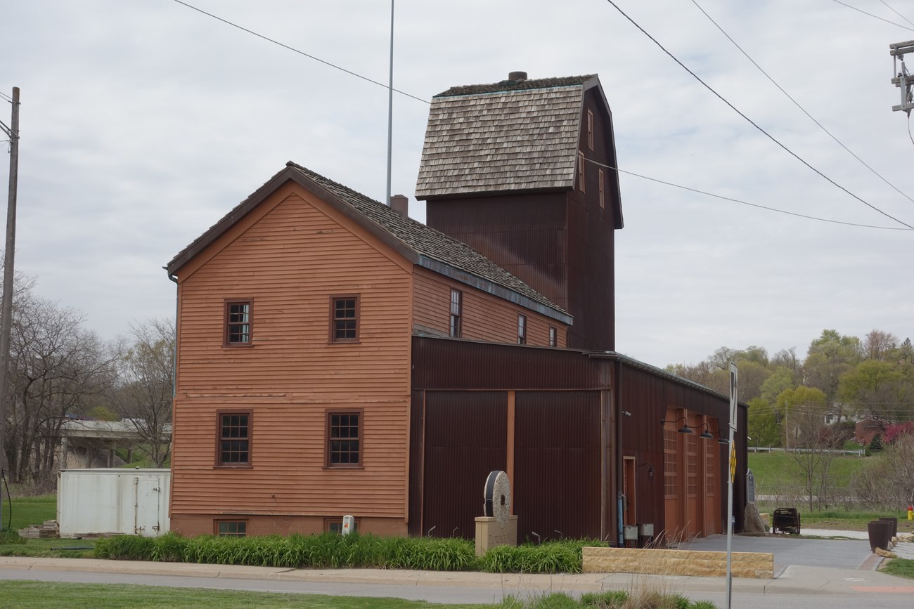 Florence Mill Douglas CO Nebraska, a brick building with additional out buildings and a grail silo